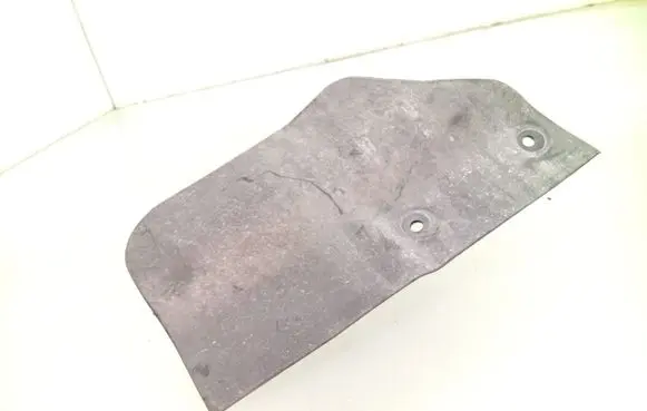 Volkswagen Jetta VI Rear mudguard 5C6854855
