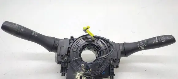 Nissan Pulsar Headlight wiper switch 