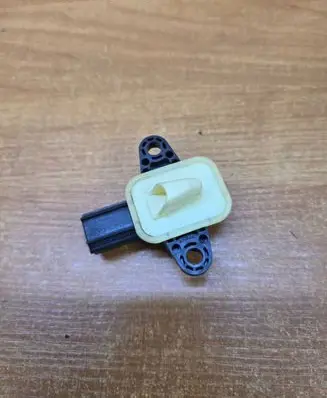 Volvo S60 Airbag deployment crash/impact sensor 30798030 110426303