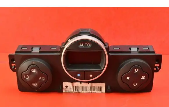 Renault Clio III Climate control unit 8200296683