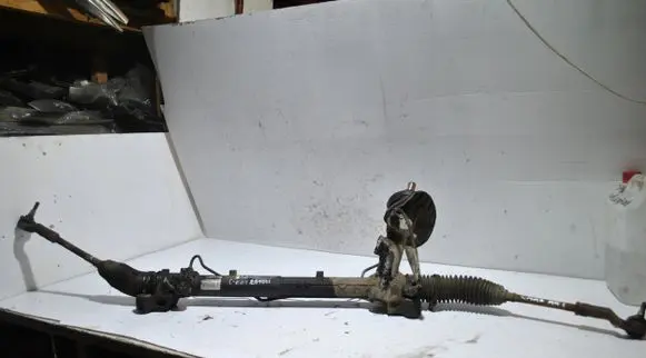 Ford C-MAX I Steering rack 3M513A500AN