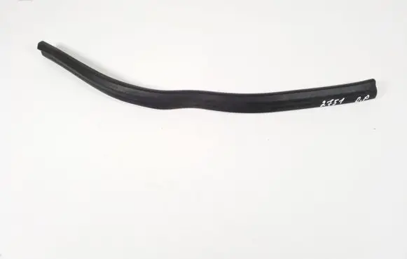 Mercedes-Benz C W204 Engine compartment rubber A2046280198