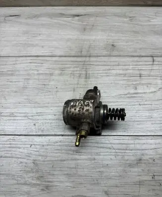 Opel Vivaro Fuel injection high pressure pump 03C127026J 180311 223142