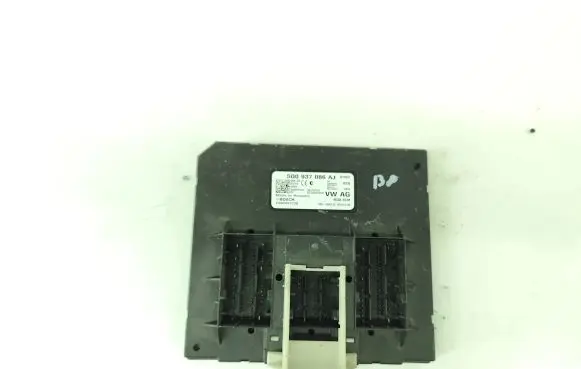 Volkswagen PASSAT B8 Comfort/convenience module 5Q0937086