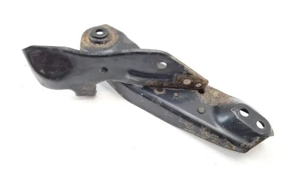 Nissan Murano Z51 Radiator mount bracket 4926