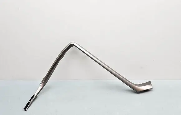 Dashboard glove box trim