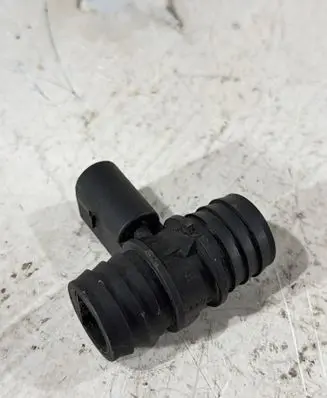 Mercedes-Benz E W211 Breather hose sensor 6460150030