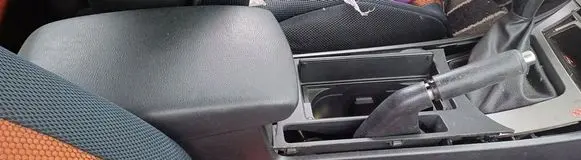 Mazda 3 II Armrest 150TYS