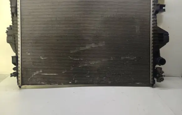 Porsche Cayenne (92A) Coolant radiator 7P0121253A U1020002