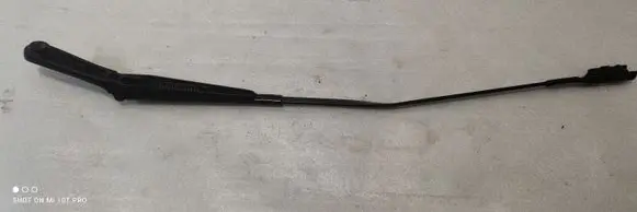 Audi A6 S6 C7 4G Front wiper blade arm 4G1955408 4G1955408D