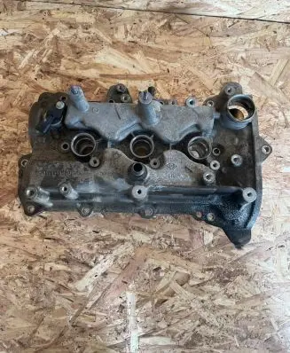 Dacia Sandero Rocker cam cover 132656629R