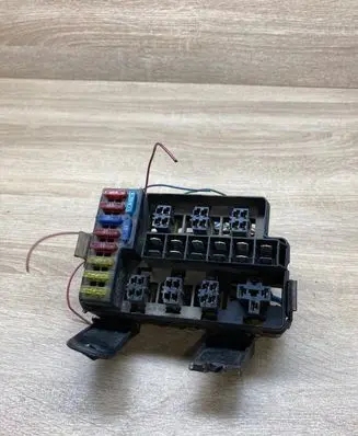 Hyundai Sonata Fuse box set H0803090 HR801361