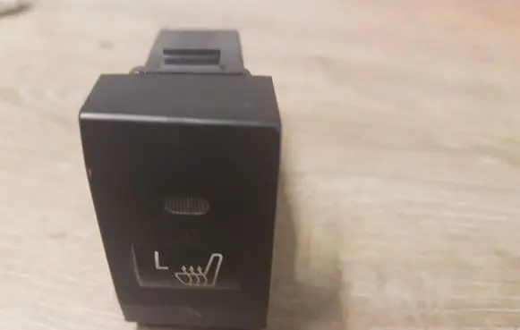 KIA Sorento Seat heating switch 864W030002
