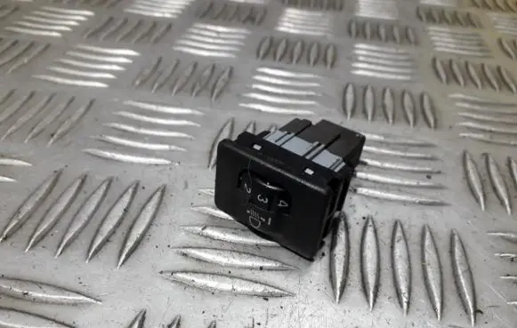 Toyota Auris 150 Headlight level height control switch 8415202040