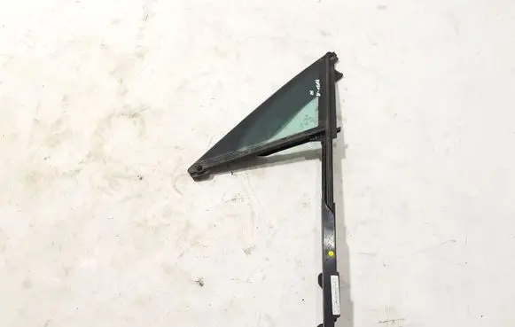 Porsche Panamera (971) Front door vent window glass four-door 971845321A