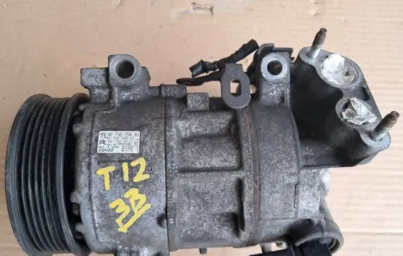 Citroen C4 II Picasso Air conditioning (A/C) compressor (pump) 9675655880 9675659880