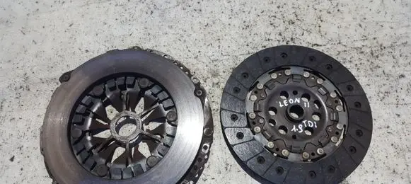 Seat Leon (1P) Clutch set kit 323064110