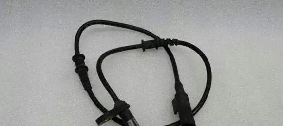 Mercedes-Benz E W211 ABS brake wheel speed sensor A2115401317