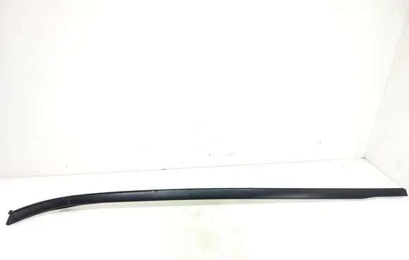 Toyota Prius (XW50) Windshield trim 7553547020