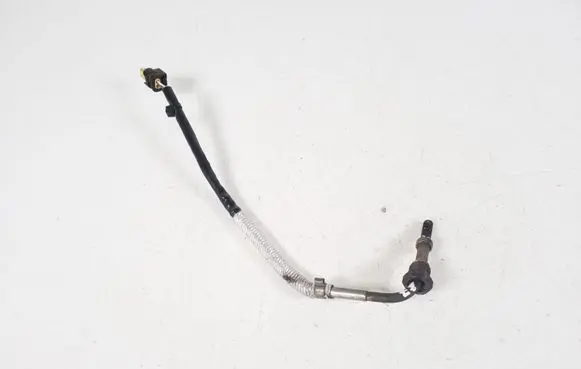 Mercedes-Benz E C207 W207 Exhaust gas temperature sensor A0081533628