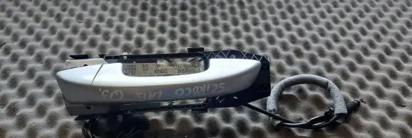 Volkswagen Scirocco Front door exterior handle 1K8837885E