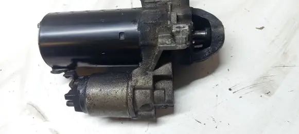 BMW 3 E90 E91 Starter motor 8506657
