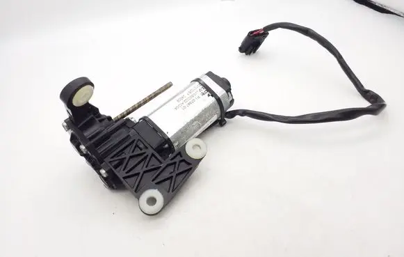 BMW 5 F10 F11 Steering column adjust motor 6788155 0919815 P10784701