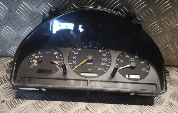Mercedes-Benz ML W163 Speedometer (instrument cluster) 1635405811 A1635405811