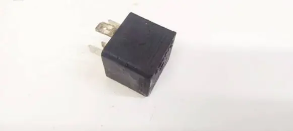 Jeep Grand Cherokee (WK) Other relay 04795068AA