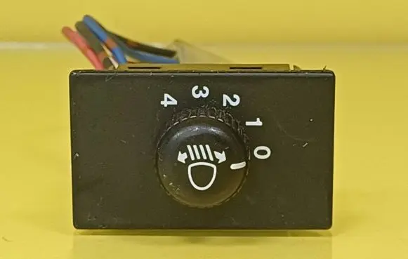 Suzuki Swift Cultus Headlight level height control switch