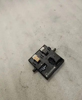 Audi A4 S4 B6 8E 8H Comfort/convenience module 8E0907279E