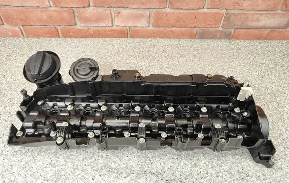 Rocker cam cover