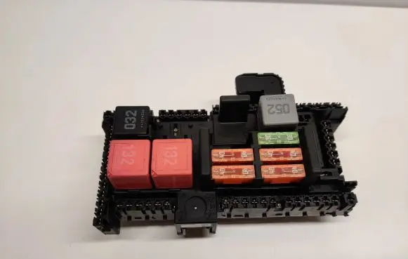 Mercedes-Benz C W205 Fuse box set A2059068501