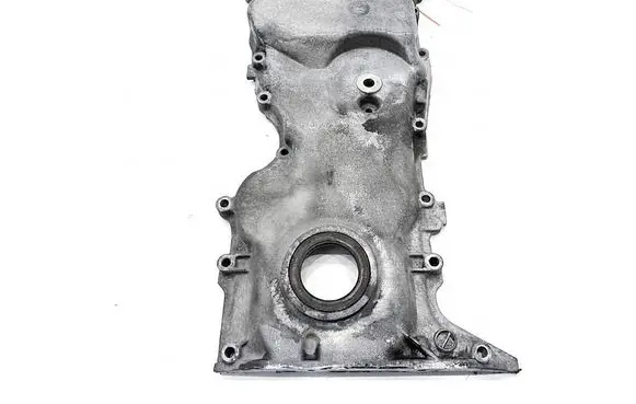Suzuki Grand Vitara II Timing chain cover