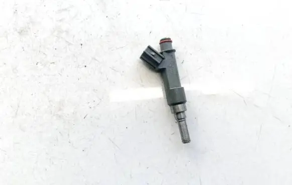 Toyota C-HR I Fuel injector 2325001110 263002523