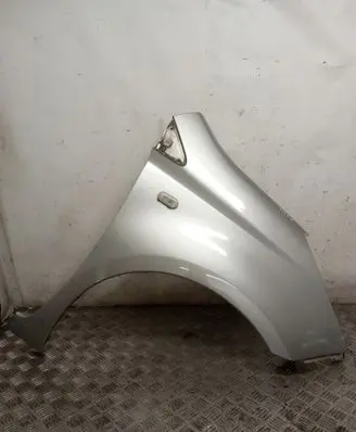 Nissan Note (E11) Fender
