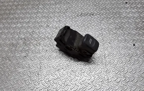 Volvo V70 Electric window control switch 9472275