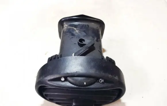 Ford Focus Dash center air vent grill 98ab19893bjw d1b1ar66za