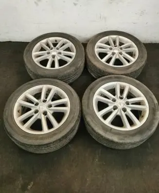 Toyota Verso R16 alloy rim 42611YY250
