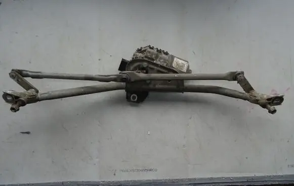 Volkswagen PASSAT B5.5 Wiper motor 3B1955113D 3B1955113 0390241528