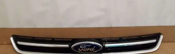 Ford Kuga II Front bumper upper radiator grill