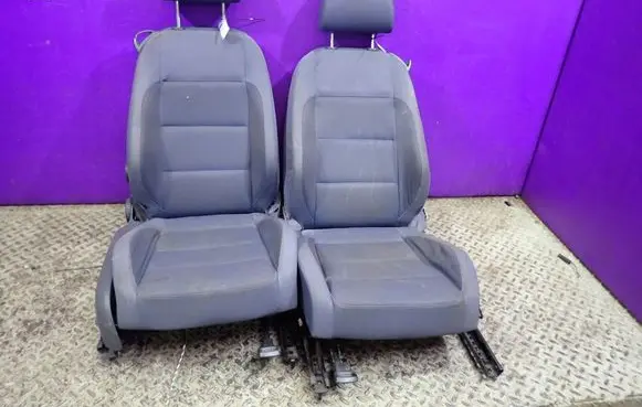 Seat set