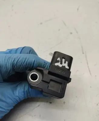 BMW 3 G20 G21 Air pressure sensor 8637900