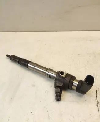 Audi A1 Fuel injector 03L130277S