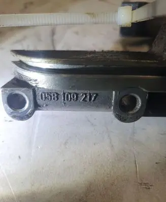 Audi A6 S6 C5 4B Camshaft vanos timing valve 058109217