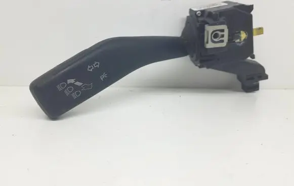 Volkswagen PASSAT B6 Indicator stalk 1K0953513E 10351073555339 01103510