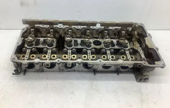 BMW 5 GT F07 Engine head 7605102 8024073 N55B30A