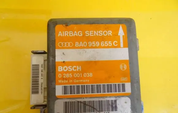 Audi A4 S4 B5 8D Airbag control unit/module 8A0959655C