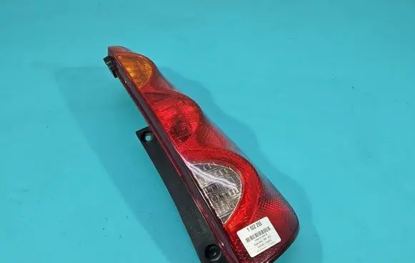 Nissan Note (E11) Rear/tail lights IMPRK1502255