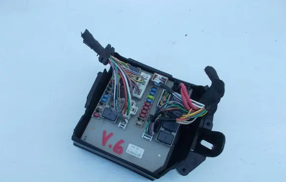 Renault Clio III Fuse module 902663A
